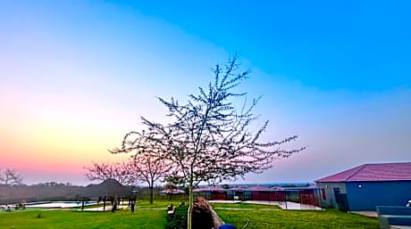 CyC Guest Lodge