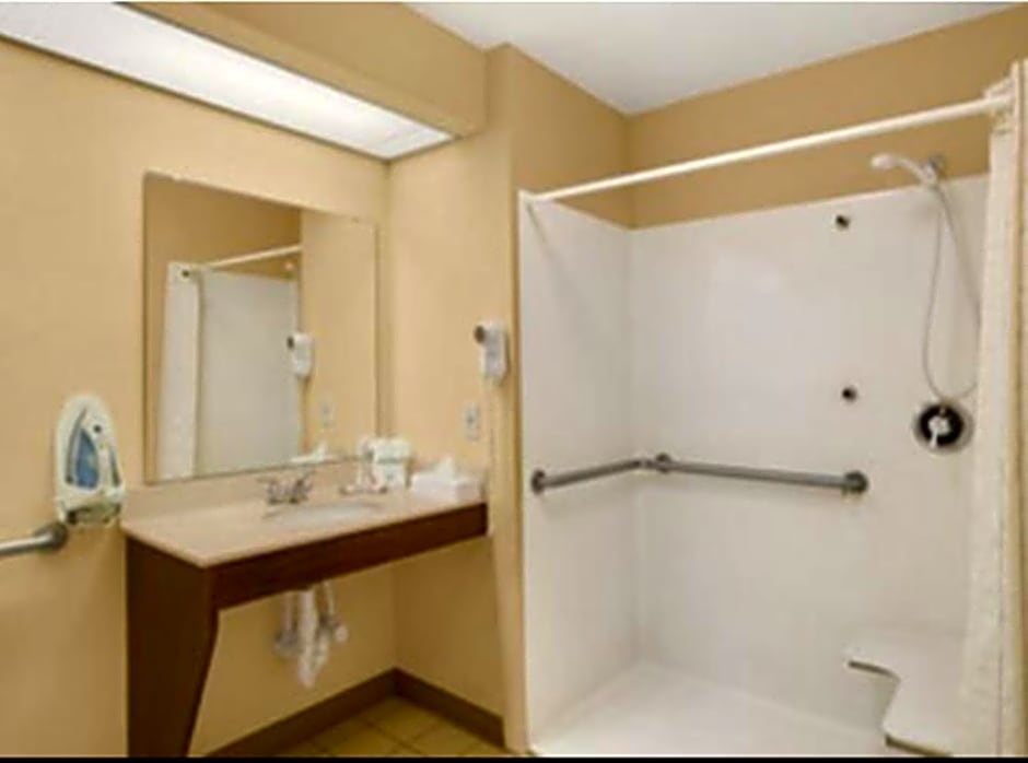 Baymont by Wyndham Tuscaloosa