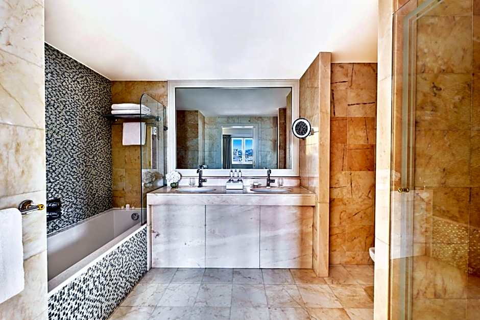 Hotel Barriere Le Majestic Cannes