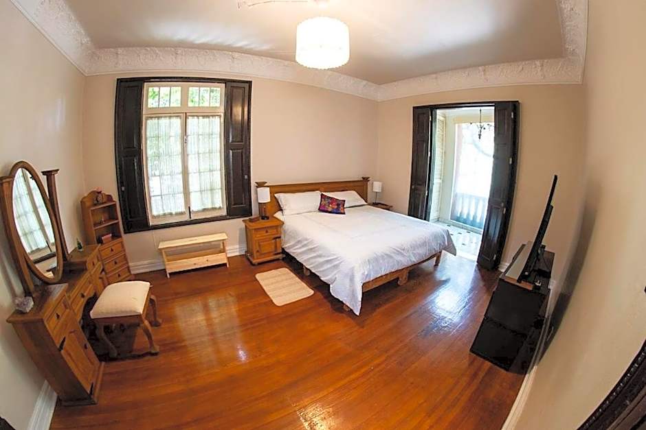HABITACIONES EN EXCELENTE UBICACIÓN PARA 8 PERSONAS