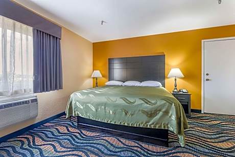 Standard King Room - Non Smoking