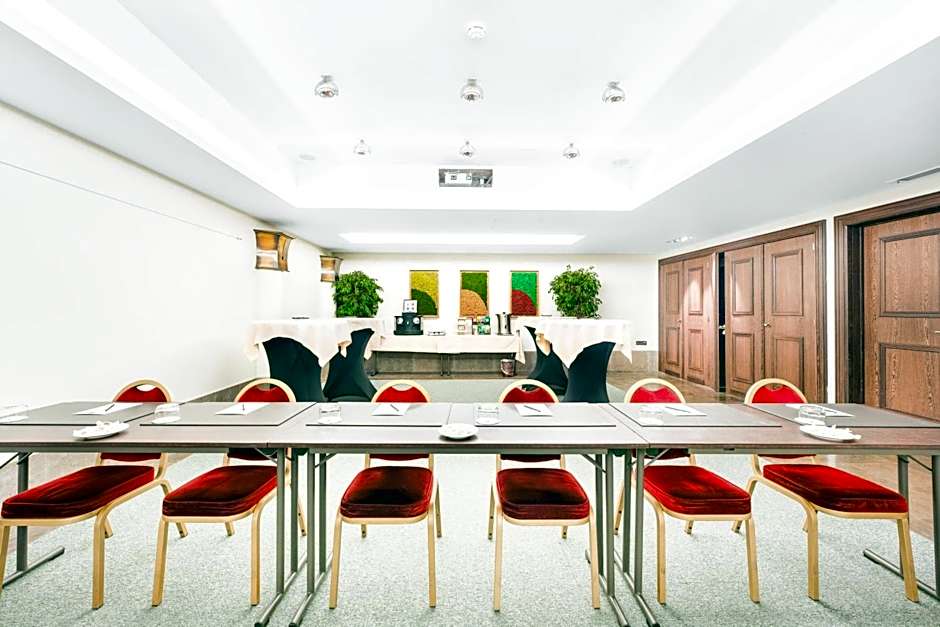 Marivaux Hotel