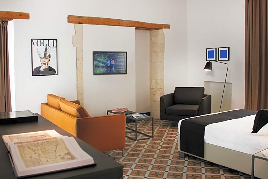 Isabella di Castiglia Apartments