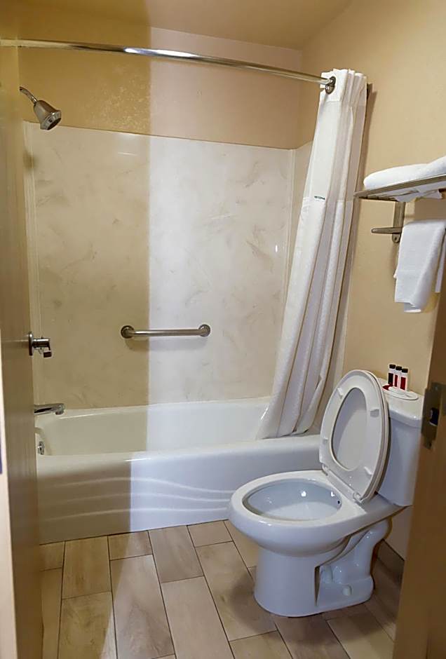 Days Inn by Wyndham Oklahoma City