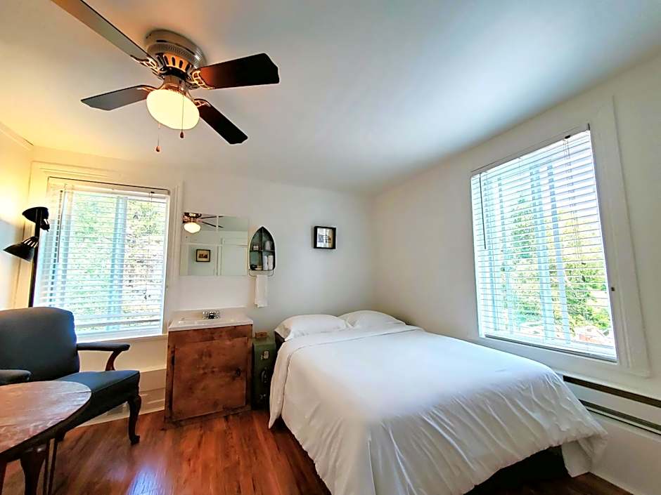 Auberge de la rive de Charlevoix - Auberge de jeunesse familiale pour voyageurs de tous âges