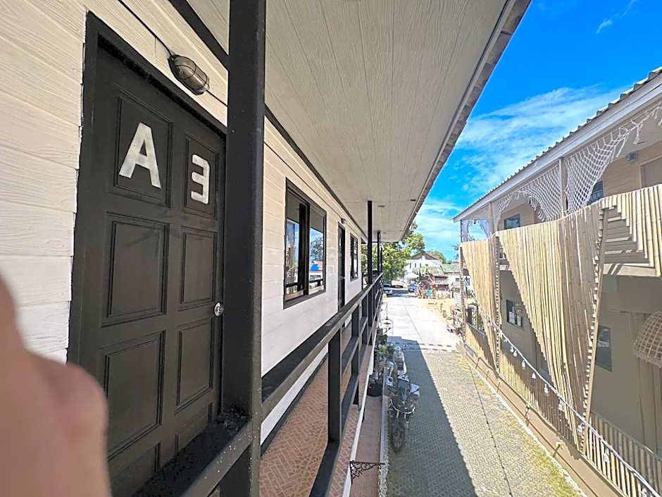 U Hostel Koh Phangan