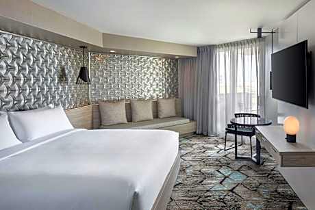 Standard, No View, Guest room, 1 King