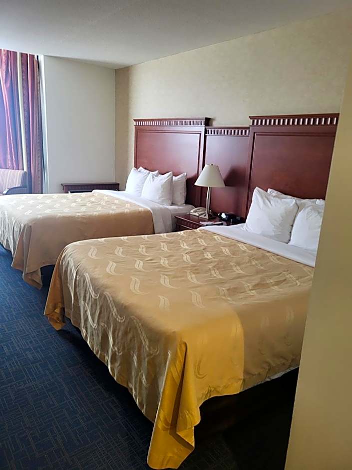 Quality Inn & Suites Bay Front