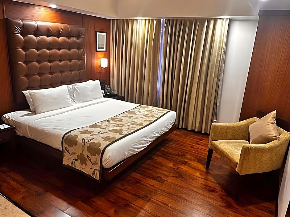 The Ocean Pearl Hotel