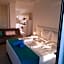 Christopher's Sandy Beach Suites