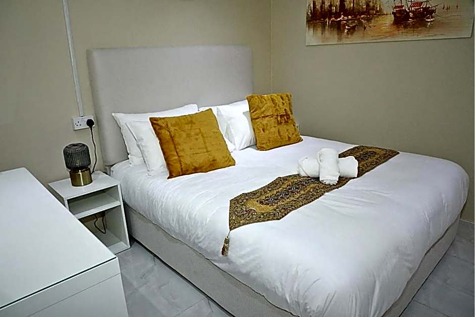 Lead Adventure Premium Desert camp Deluxe Room