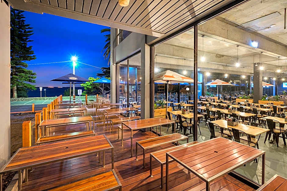 North Pier Hotel