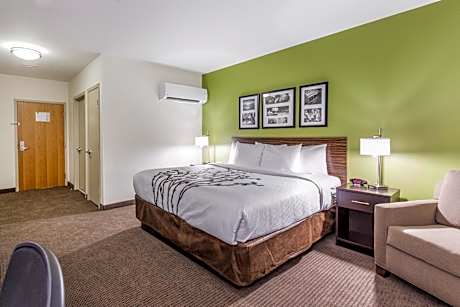 King Room with Shower - Non-Smoking