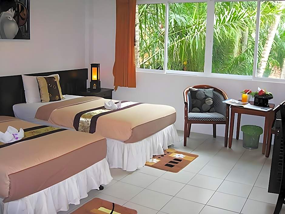 The Nice Patong Hotel