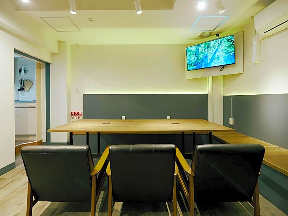 Akasaka Guesthouse HIVE