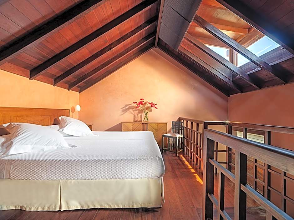 Photo 1 of 10 of Triple Room