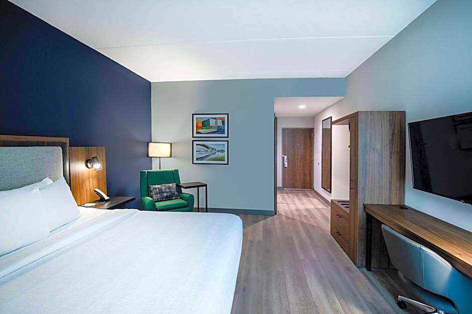 La Quinta Inn & Suites by Wyndham Chattanooga Downtown/South