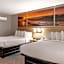 Days Inn & Suites by Wyndham Mt Pleasant