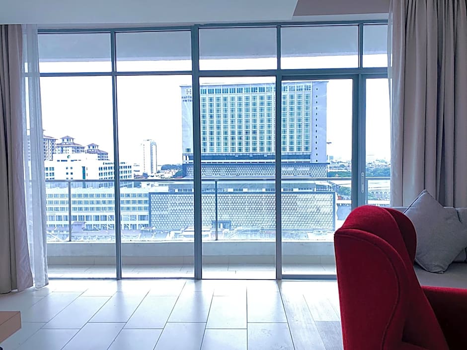 Straits Suite by C Homestay Malacca