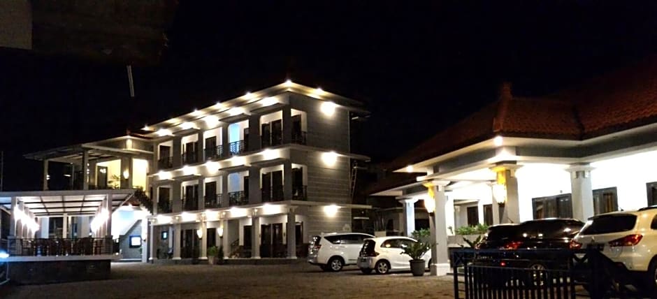 Avila Ketapan Rame Hotel