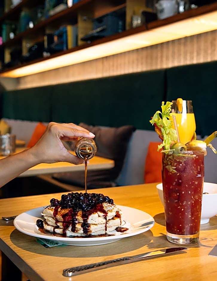 Cambria Hotel Boston Downtown-Seaport