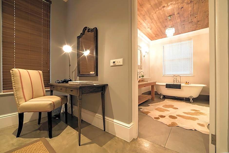 Avondrood Guest House by The Oyster Collection