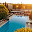 Living Place Hotel