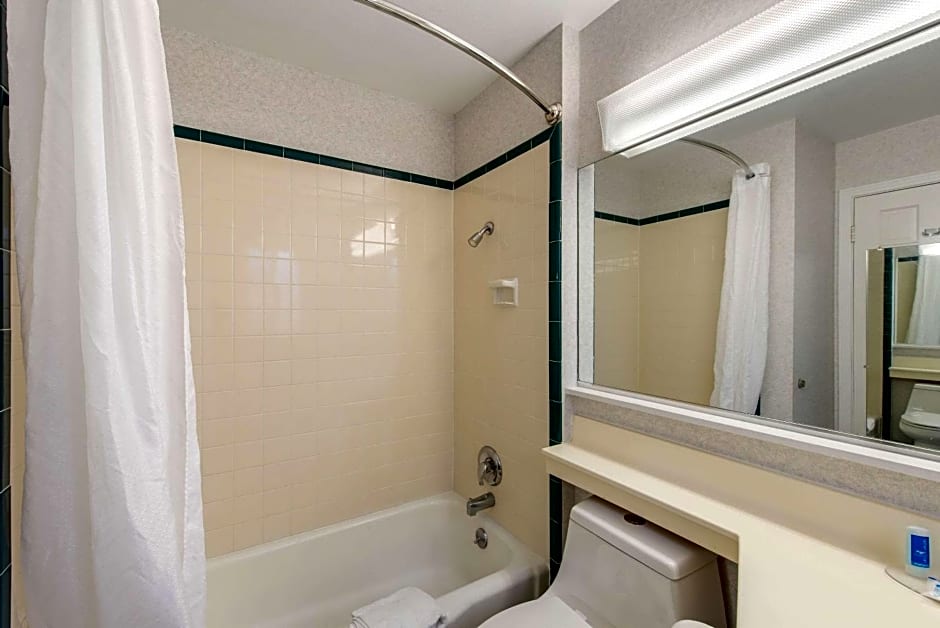 Rodeway Inn North Redding – Redding, CA