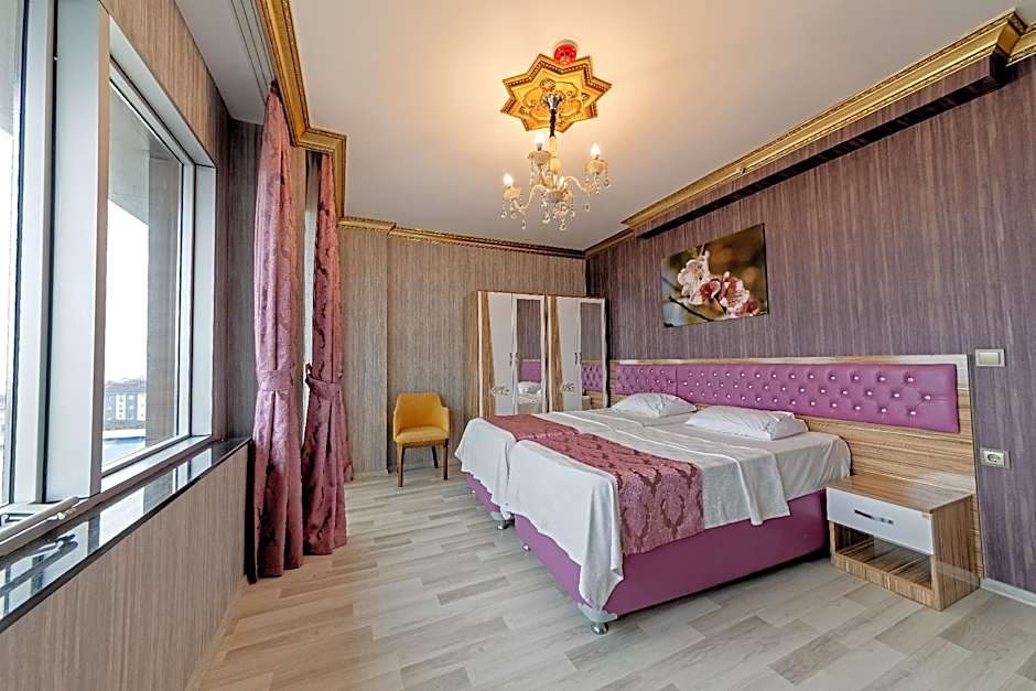 Royal Babil Suite