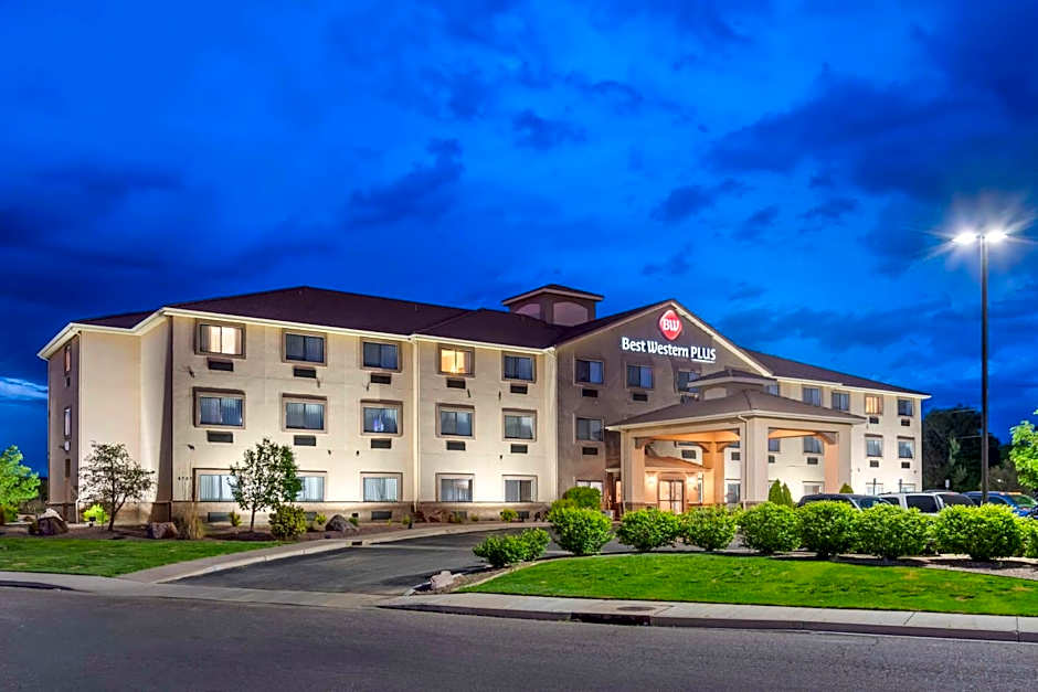 Best Western Plus Eagleridge Inn & Suites