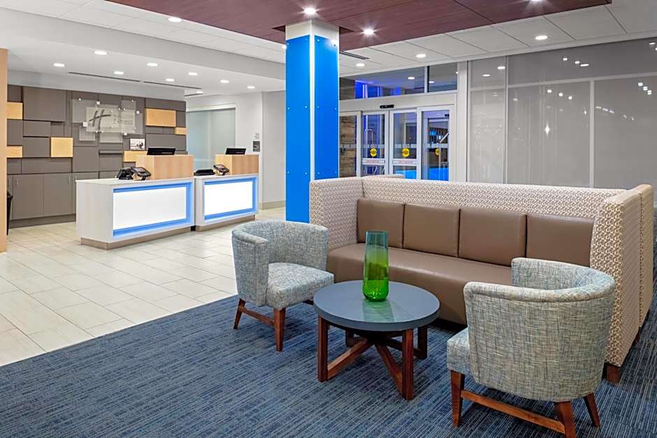 Holiday Inn Express And Suites Wilmington West - Medical Park By IHG