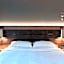 Moxy by Marriott Frankfurt East