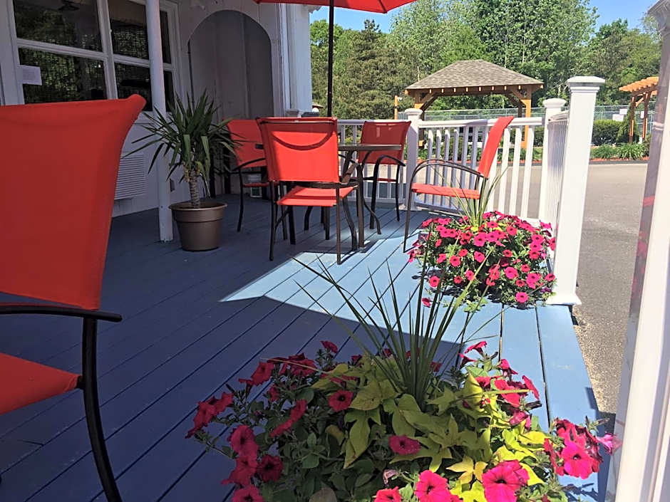 Aquastar Inn