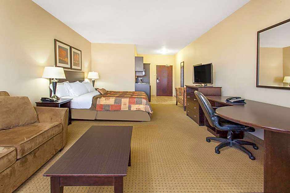 Ramada by Wyndham Pincher Creek