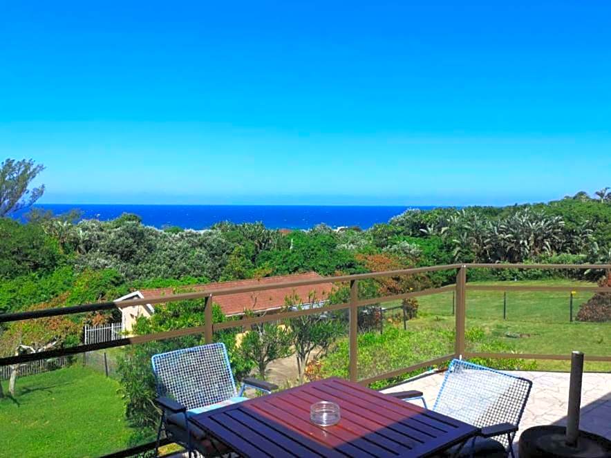 Mantis and Moon Surf Paradise & Adventure Lodge