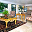 Quality Inn & Suites Bakersfield