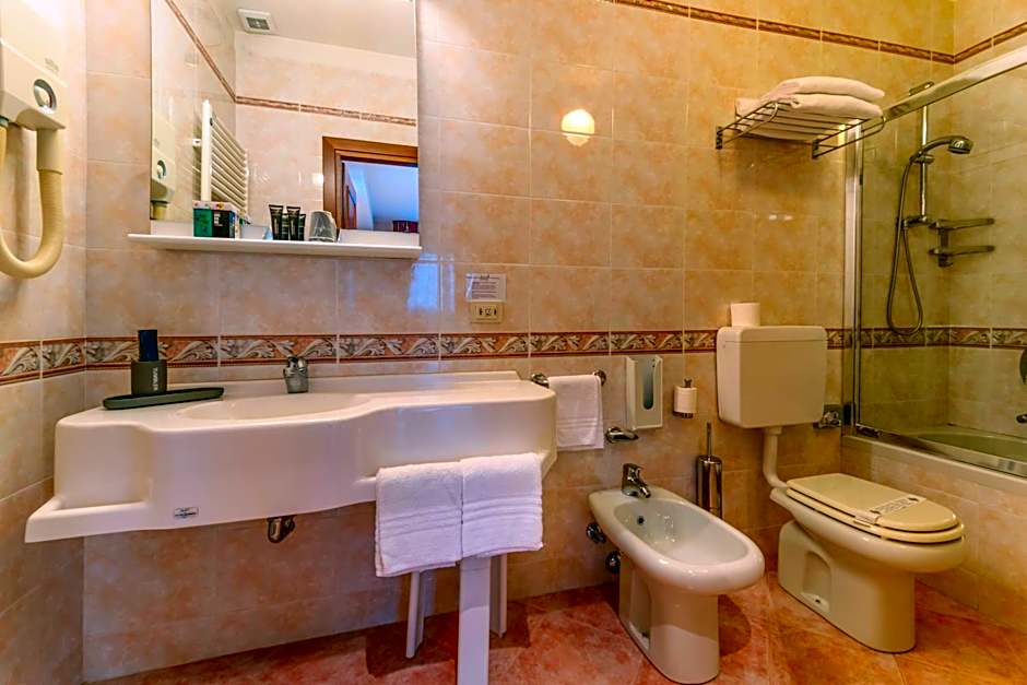 Hotel Falco D'Oro