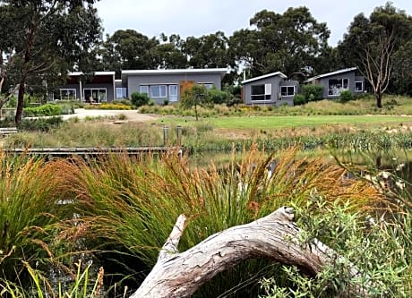 Messmates Luxury Eco Suites