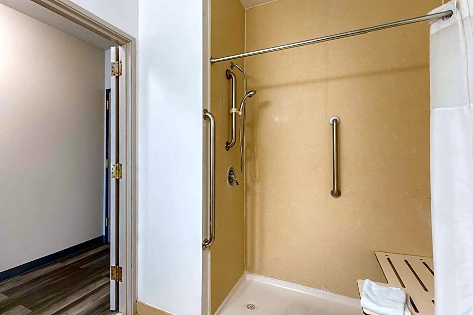 Country Inn & Suites by Radisson, St. Peters, MO