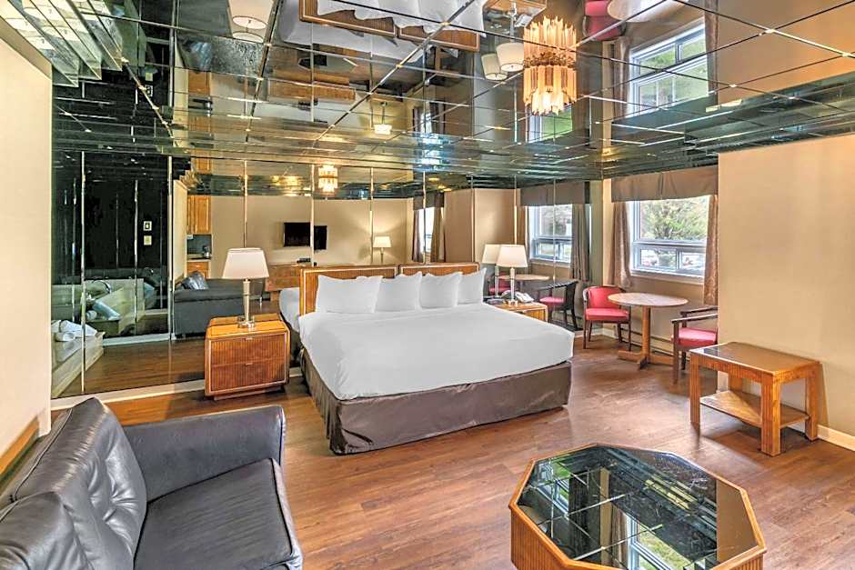 Econo Lodge Brossard