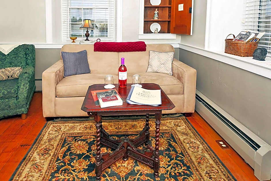 Hertzog Homestead Bed & Breakfast