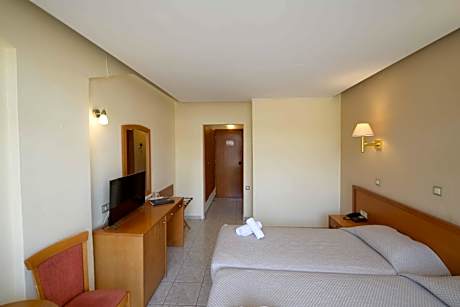 Economy Twin Room