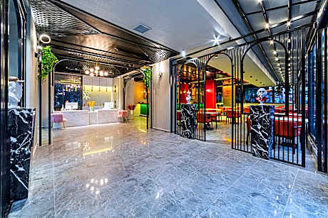 Aria Riva Apart Hotel