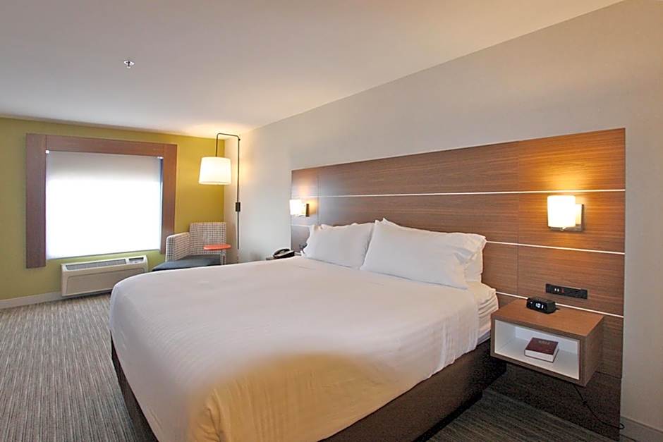 Holiday Inn Express Branford-New Haven By IHG