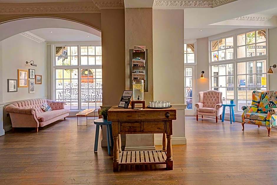 Bristol Grand Hotel By Sunday