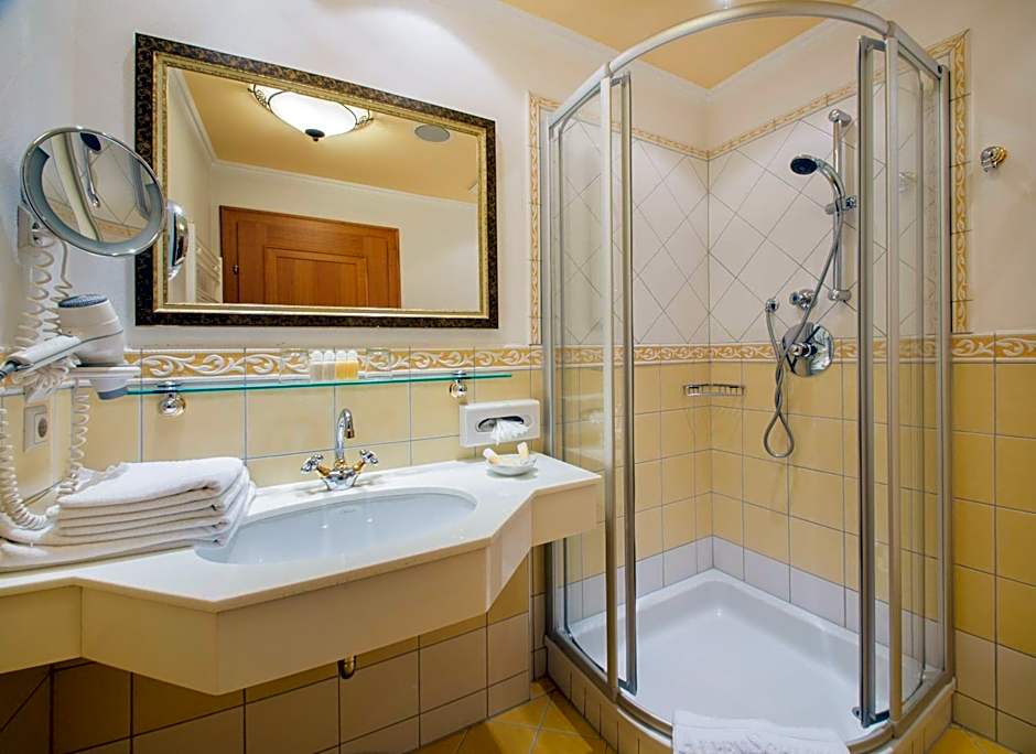 Hotel AlpenSchlössl