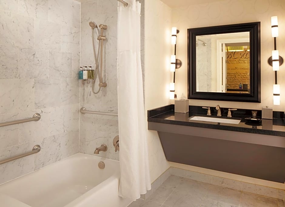 Melrose Georgetown Hotel