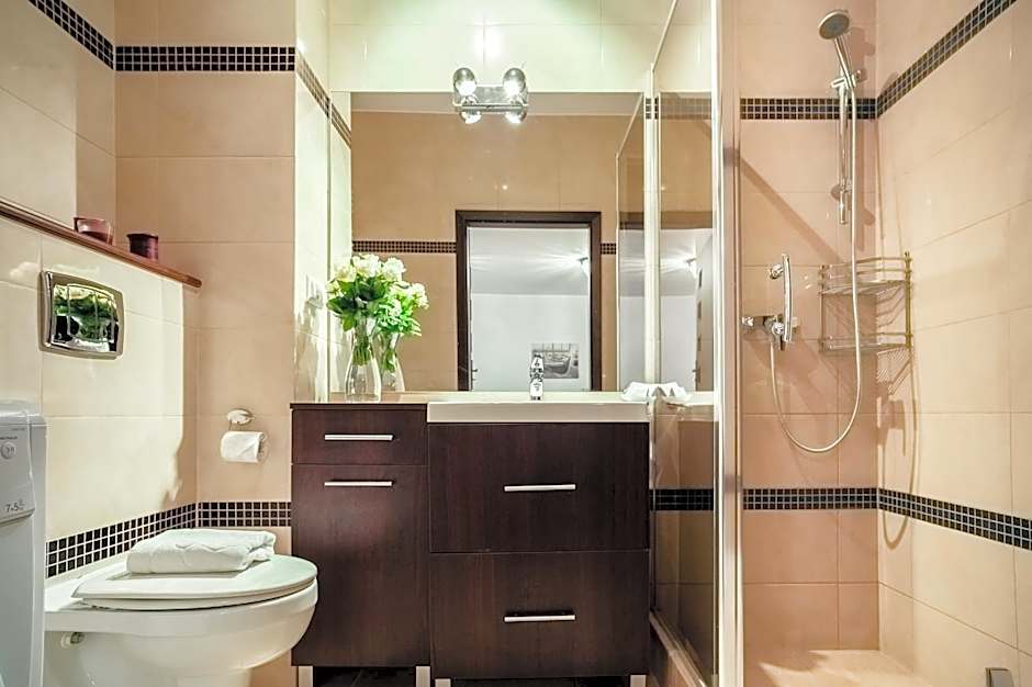 Platinum Towers E-Apartments