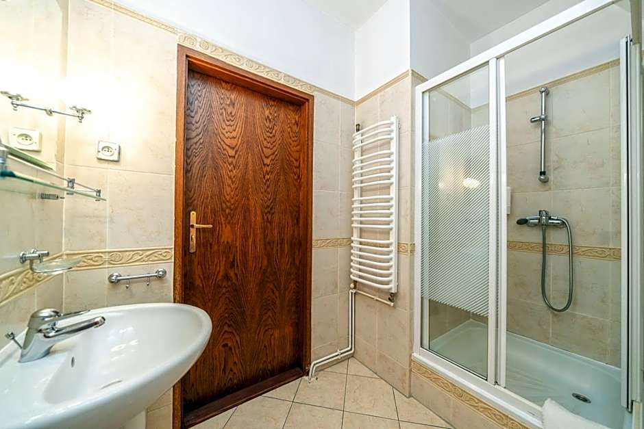 Zespół Dolina Białego - Willa Pan Tadeusz