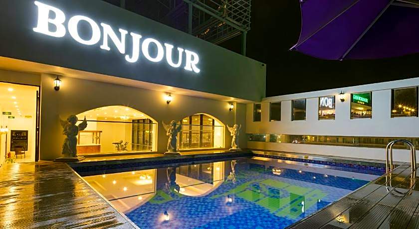 Bonjour Nha Trang Hotel